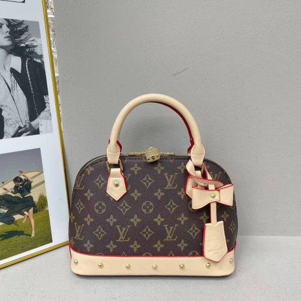 Lady's Louis Vuitton Luxury Handbag