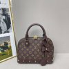 Lady's Louis Vuitton Luxury Handbag