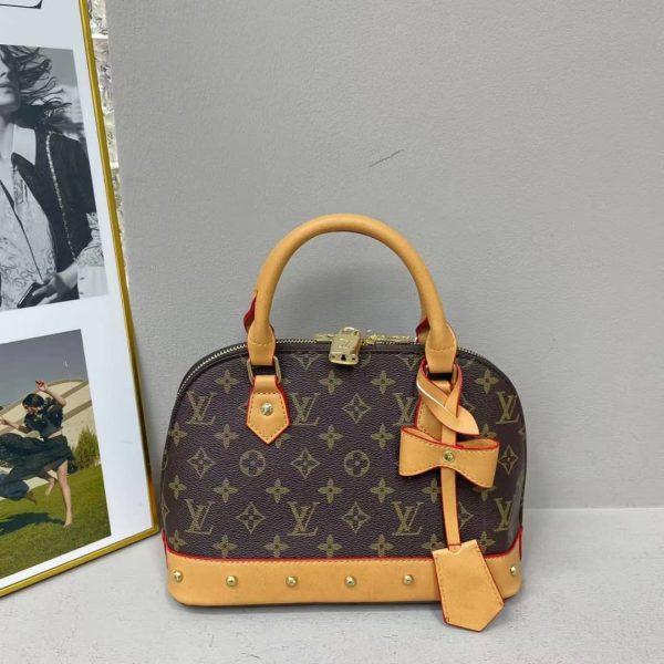 Lady's Louis Vuitton Luxury Handbag