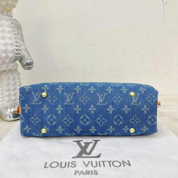 Louis Vuitton Paris Handbag