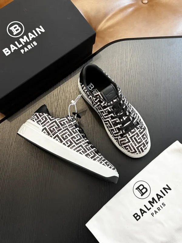 Balmain Paris Sneakers