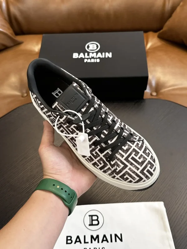 Balmain Paris Sneakers