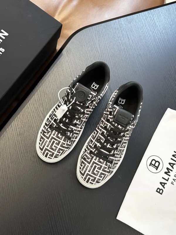 Balmain Paris Sneakers