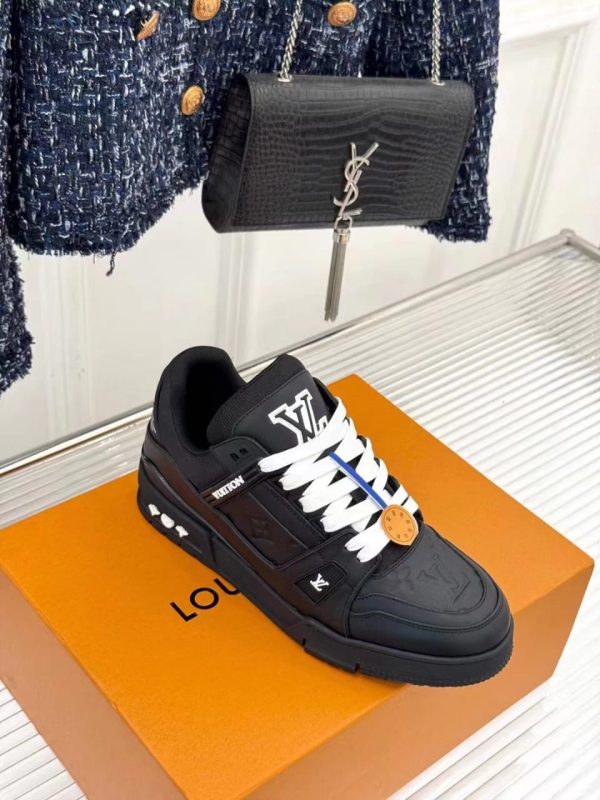 Louis Vuitton 3A Shoe