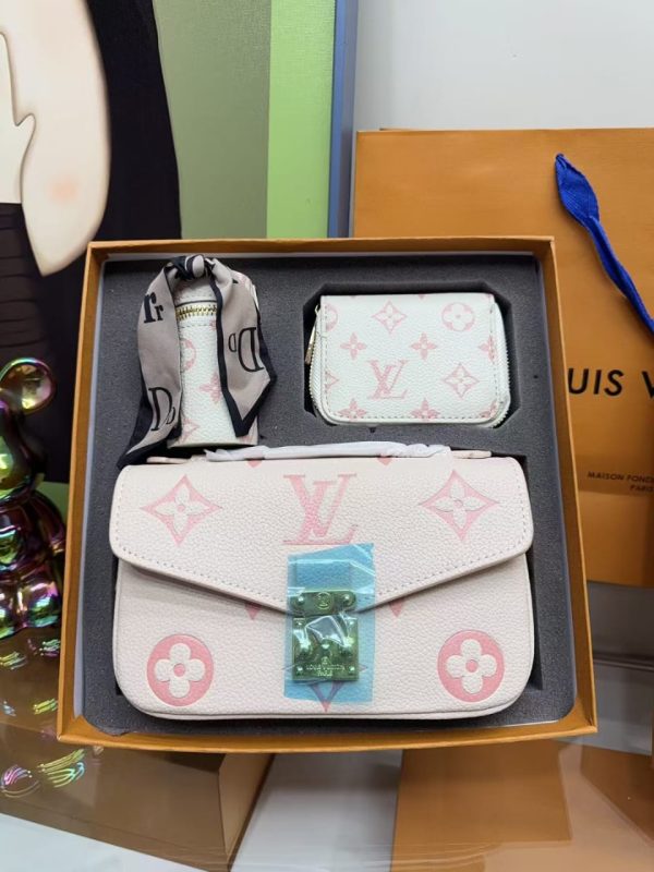 Louis Vuitton Short Hand Bag