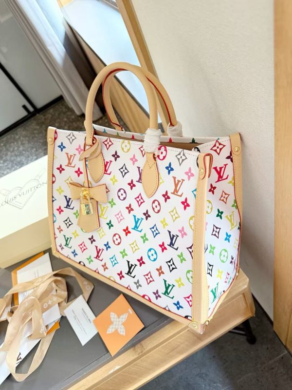 Louis Vuitton Grey Design Women's Bag