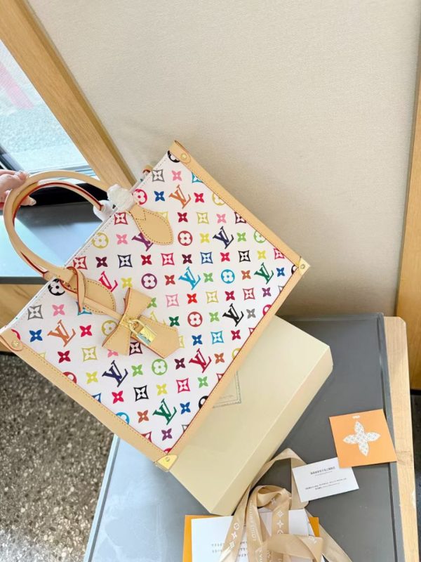 Louis Vuitton Grey Design Women's Bag