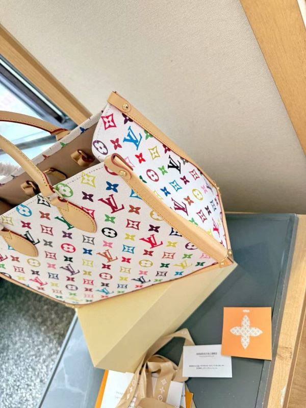 Louis Vuitton Grey Design Women's Bag