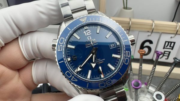 Omega Seamaster Aqua Terra Co-Axial Master Chronometer 8900