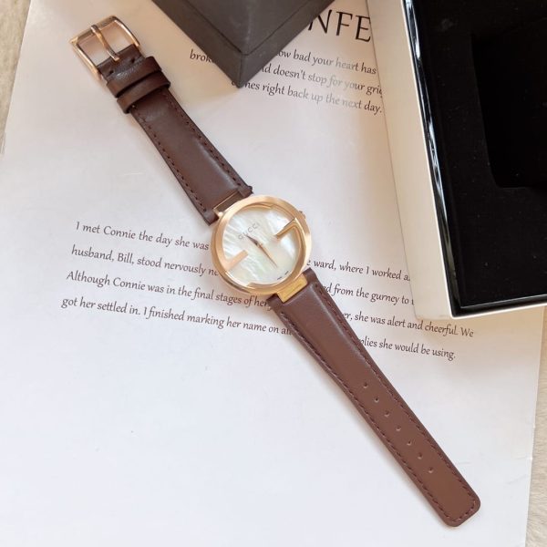 Gucci Leather Strap Watch