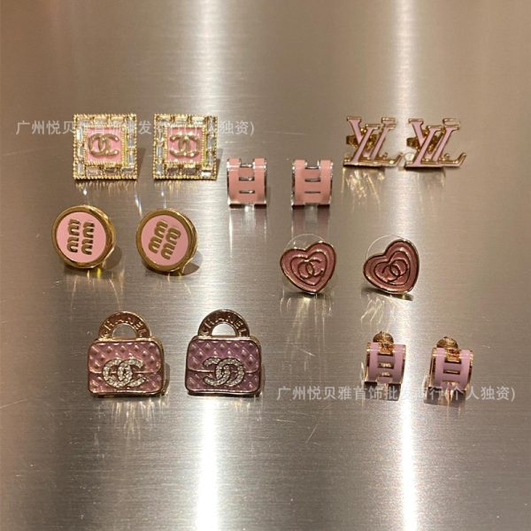 Jewelries